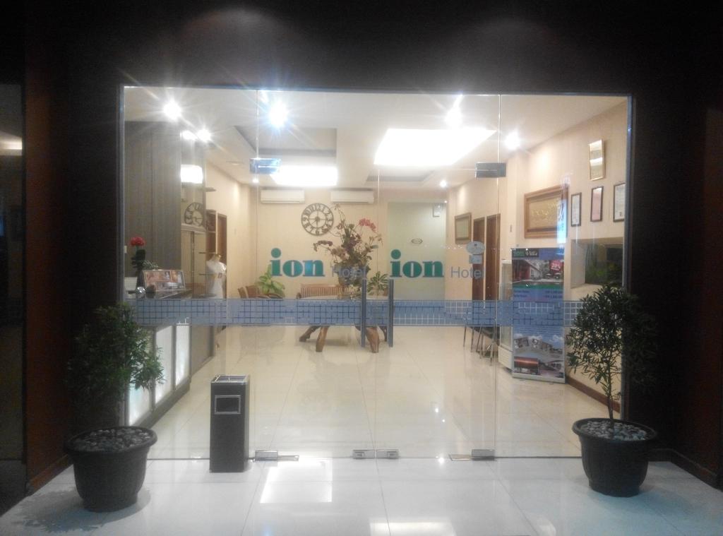 Ion Hotel 巴东 外观 照片